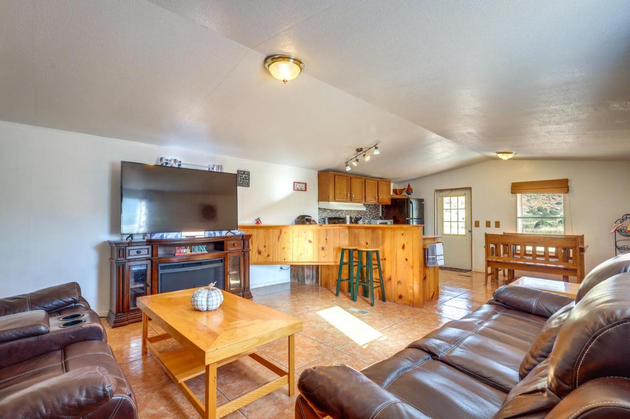Charming Santa Rosa Home With Mountain Views And Porch Eksteriør bilde